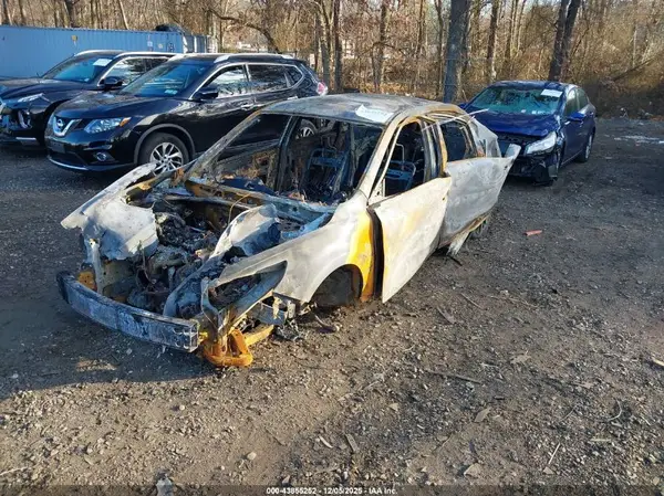1N4AL3AP9HN361207 2017 NISSAN ALTIMA - Image 2
