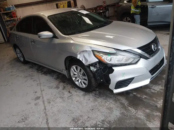 1N4AL3AP9HN361384 2017 NISSAN ALTIMA - Image 1