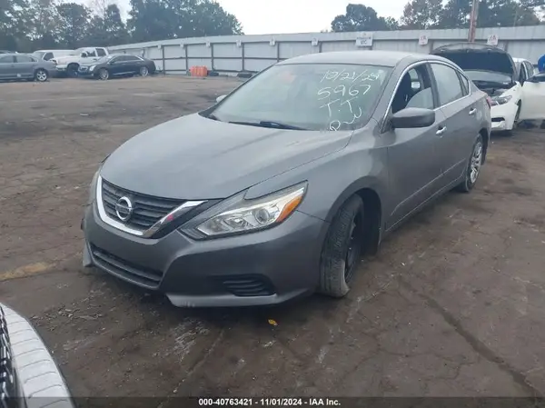 1N4AL3AP9HN365967 2017 NISSAN ALTIMA - Image 2