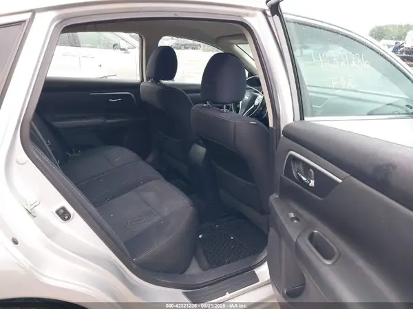 1N4AL3AP9JC101567 2018 NISSAN ALTIMA - Image 8