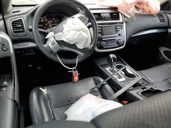 1N4AL3AP9JC105635 2018 NISSAN ALTIMA - Image 8