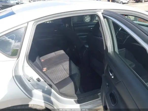 1N4AL3AP9JC106039 2018 NISSAN ALTIMA - Image 8