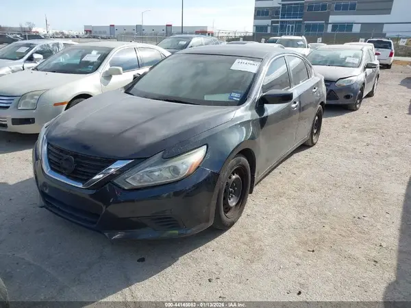 1N4AL3AP9JC108163 2018 NISSAN ALTIMA - Image 2