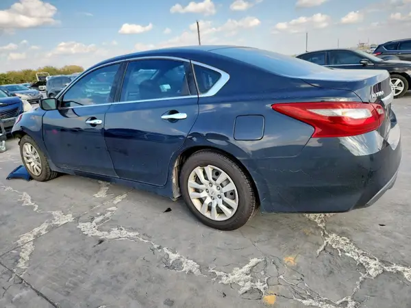 1N4AL3AP9JC108230 2018 NISSAN ALTIMA - Image 2