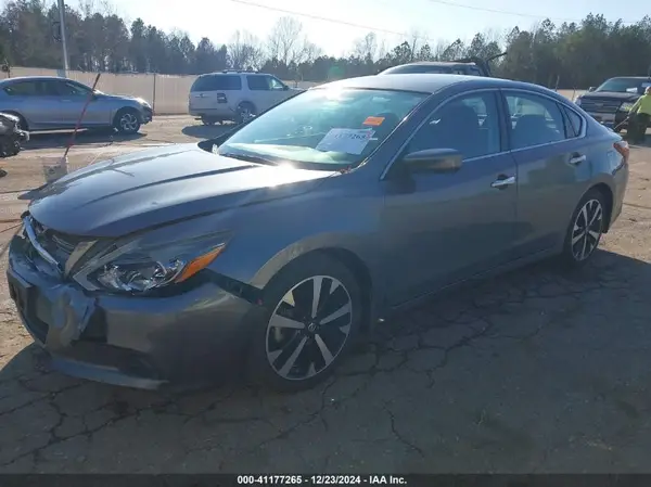1N4AL3AP9JC109524 2018 NISSAN ALTIMA - Image 2