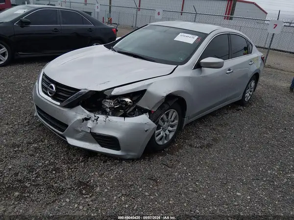1N4AL3AP9JC113217 2018 NISSAN ALTIMA - Image 2