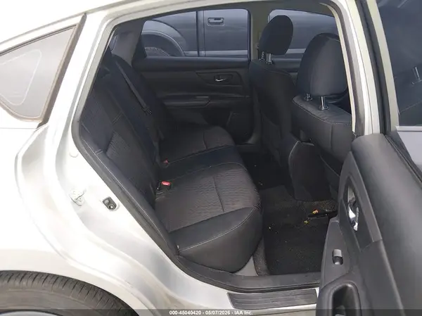 1N4AL3AP9JC113217 2018 NISSAN ALTIMA - Image 8