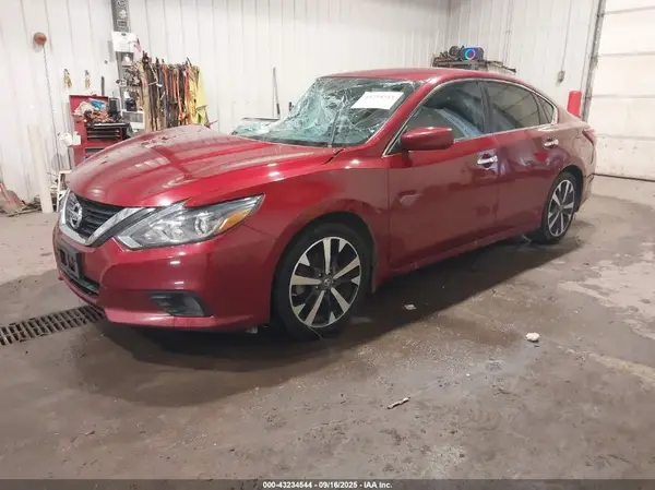 1N4AL3AP9JC113654 2018 NISSAN ALTIMA - Image 2