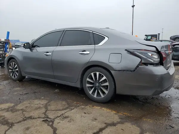 1N4AL3AP9JC113749 2018 NISSAN ALTIMA - Image 2