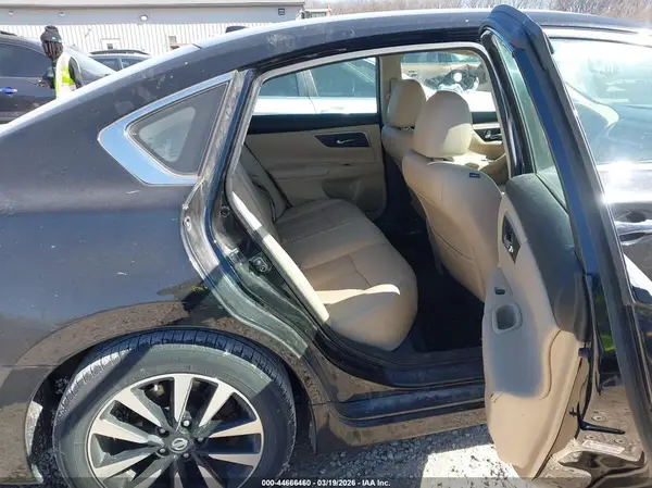 1N4AL3AP9JC118112 2018 NISSAN ALTIMA - Image 8
