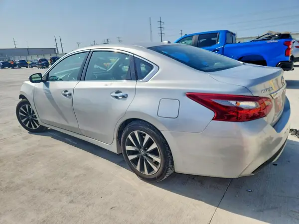 1N4AL3AP9JC121026 2018 NISSAN ALTIMA - Image 2