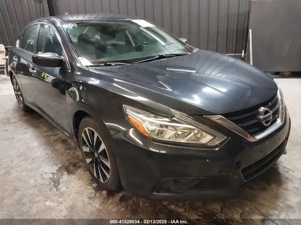 1N4AL3AP9JC121415 2018 NISSAN ALTIMA - Image 1