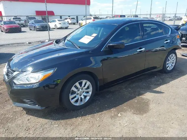 1N4AL3AP9JC121950 2018 NISSAN ALTIMA - Image 2