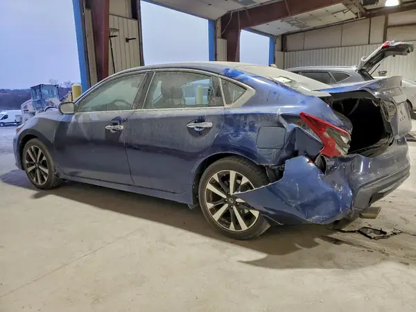 1N4AL3AP9JC124556 2018 NISSAN ALTIMA - Image 2