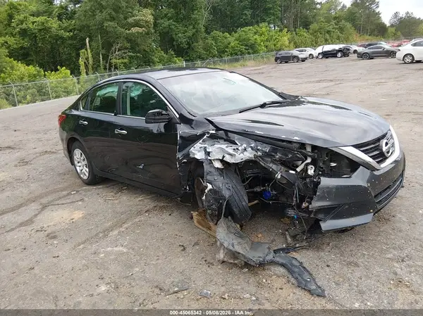 1N4AL3AP9JC126131 2018 NISSAN ALTIMA - Image 1