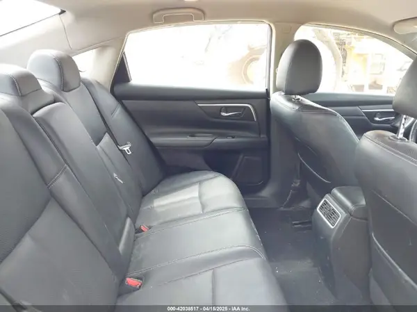 1N4AL3AP9JC128686 2018 NISSAN ALTIMA - Image 8