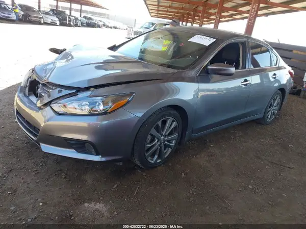 1N4AL3AP9JC135962 2018 NISSAN ALTIMA - Image 2