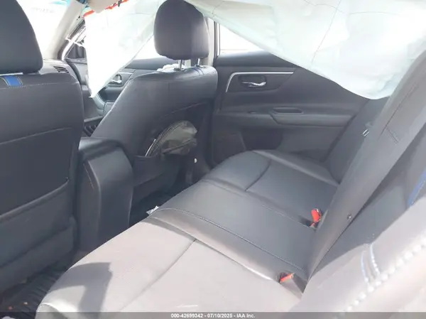1N4AL3AP9JC136738 2018 NISSAN ALTIMA - Image 8