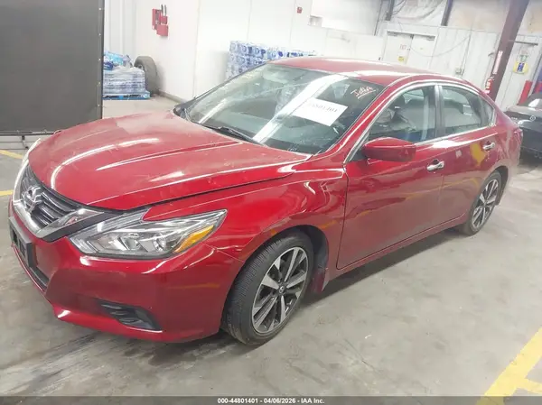1N4AL3AP9JC137369 2018 NISSAN ALTIMA - Image 2