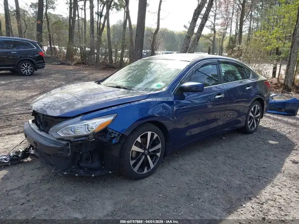 1N4AL3AP9JC137890 2018 NISSAN ALTIMA - Image 2