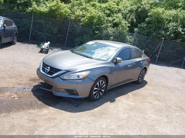 1N4AL3AP9JC140952 2018 NISSAN ALTIMA - Image 2