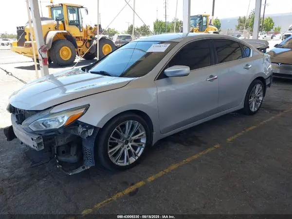 1N4AL3AP9JC144340 2018 NISSAN ALTIMA - Image 2