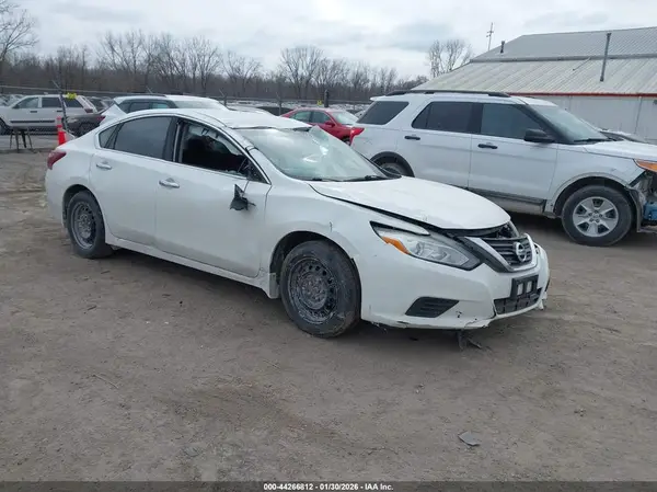 1N4AL3AP9JC144418 2018 NISSAN ALTIMA - Image 1