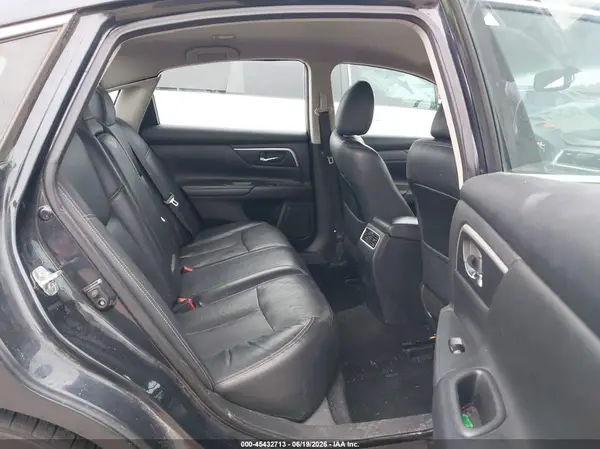1N4AL3AP9JC145889 2018 NISSAN ALTIMA - Image 8