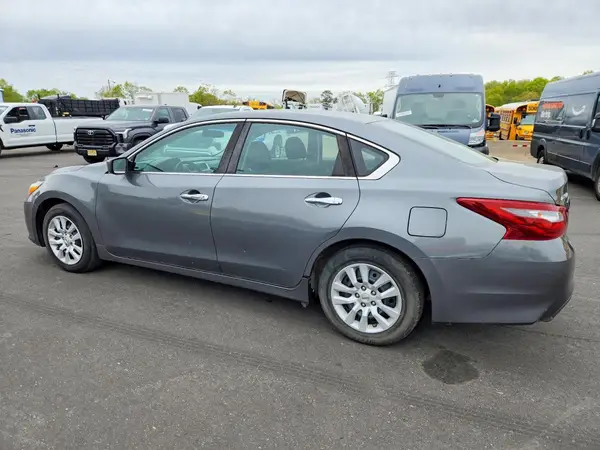 1N4AL3AP9JC149375 2018 NISSAN ALTIMA - Image 2