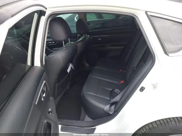 1N4AL3AP9JC155483 2018 NISSAN ALTIMA - Image 8