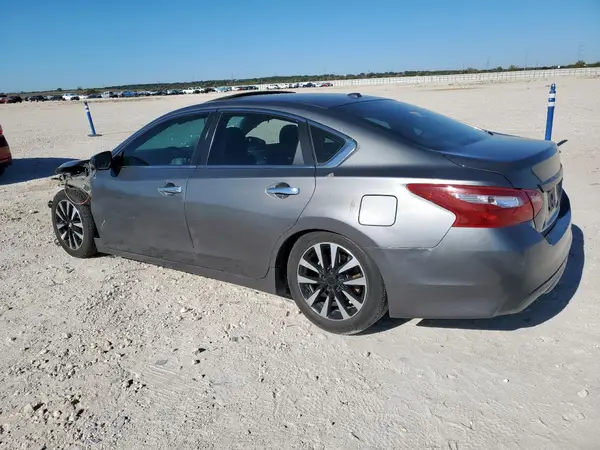 1N4AL3AP9JC157170 2018 NISSAN ALTIMA - Image 2