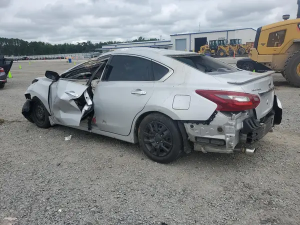 1N4AL3AP9JC157511 2018 NISSAN ALTIMA - Image 2