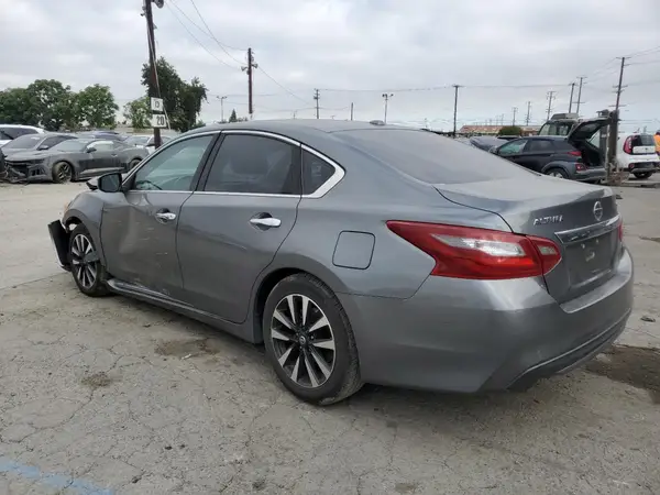 1N4AL3AP9JC159047 2018 NISSAN ALTIMA - Image 2