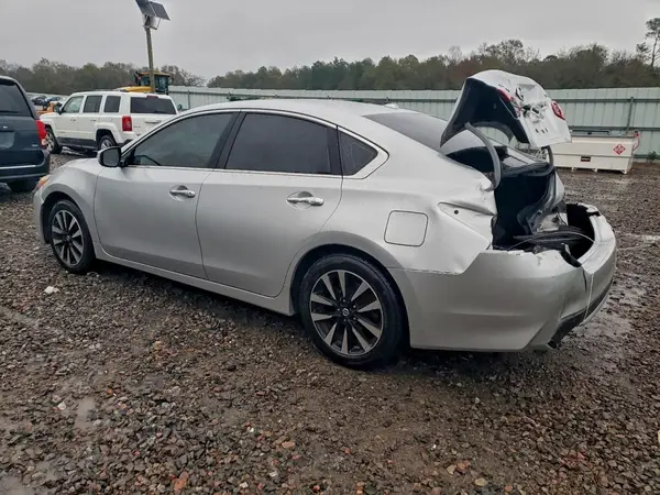 1N4AL3AP9JC159436 2018 NISSAN ALTIMA - Image 2