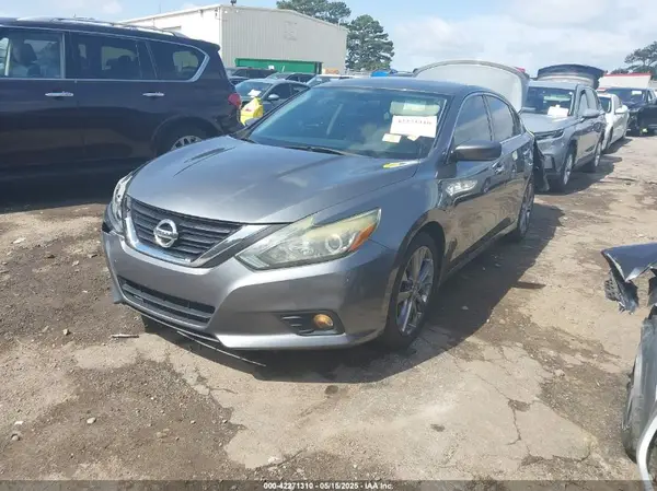 1N4AL3AP9JC160277 2018 NISSAN ALTIMA - Image 2