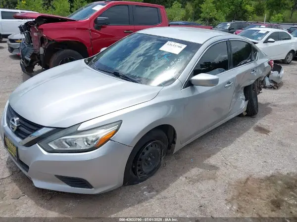 1N4AL3AP9JC161011 2018 NISSAN ALTIMA - Image 2