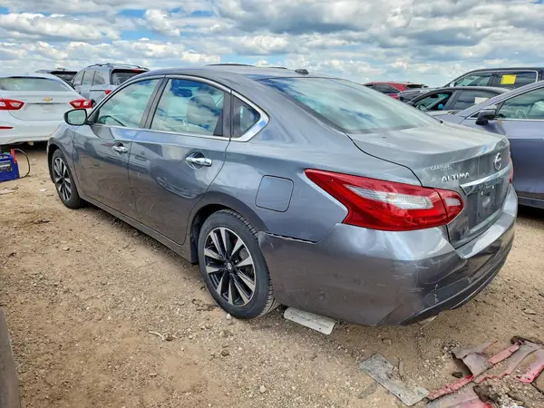 1N4AL3AP9JC161901 2018 NISSAN ALTIMA - Image 2