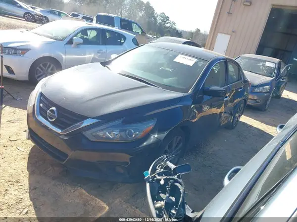 1N4AL3AP9JC162238 2018 NISSAN ALTIMA - Image 2