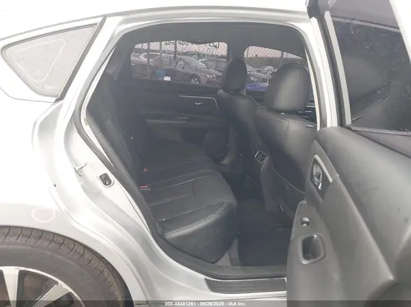 1N4AL3AP9JC163423 2018 NISSAN ALTIMA - Image 8