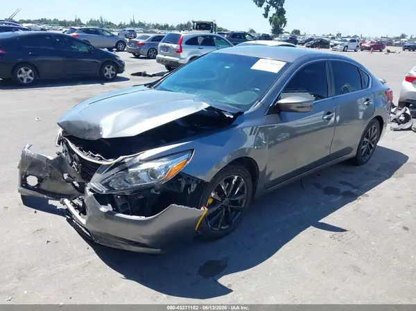 1N4AL3AP9JC163972 2018 NISSAN ALTIMA - Image 2