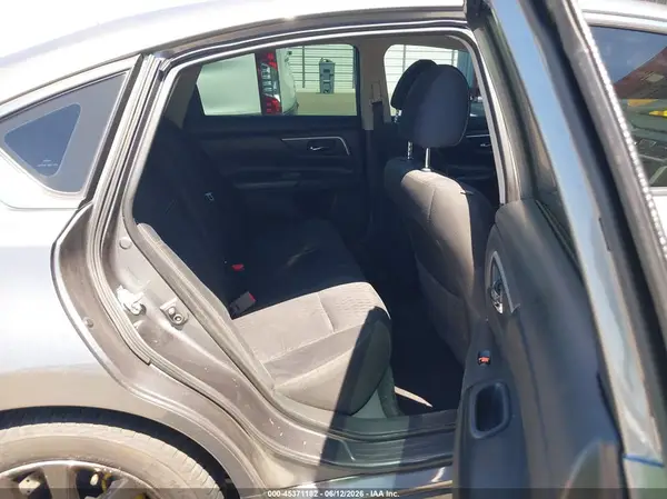 1N4AL3AP9JC163972 2018 NISSAN ALTIMA - Image 8