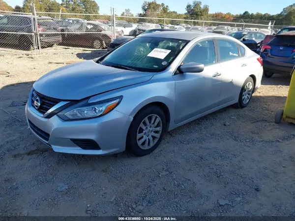 1N4AL3AP9JC167066 2018 NISSAN ALTIMA - Image 2