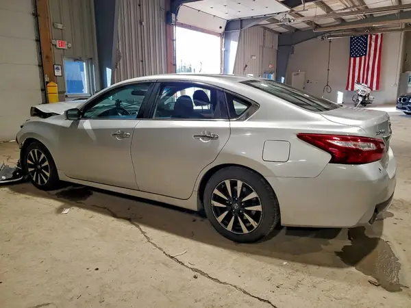 1N4AL3AP9JC167830 2018 NISSAN ALTIMA - Image 2