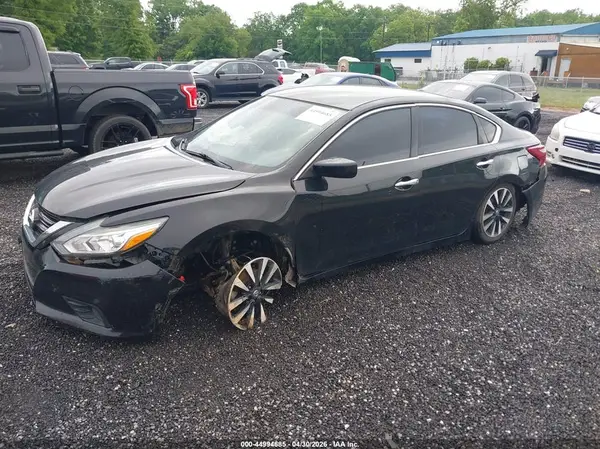 1N4AL3AP9JC168329 2018 NISSAN ALTIMA - Image 2