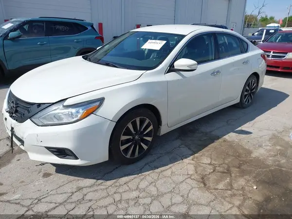 1N4AL3AP9JC171201 2018 NISSAN ALTIMA - Image 2
