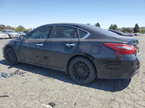 1N4AL3AP9JC175622 2018 NISSAN ALTIMA - Image 2