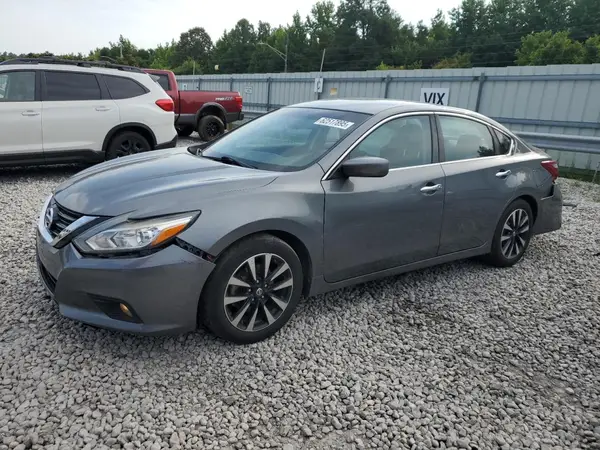 1N4AL3AP9JC175796 2018 NISSAN ALTIMA - Image 1