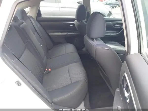 1N4AL3AP9JC176706 2018 NISSAN ALTIMA - Image 8