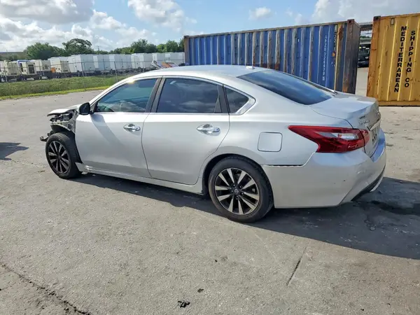 1N4AL3AP9JC177502 2018 NISSAN ALTIMA - Image 2