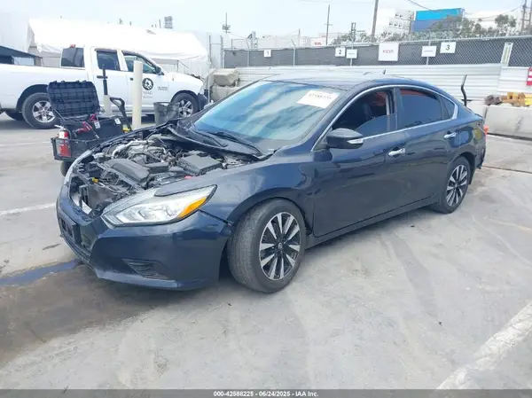 1N4AL3AP9JC179301 2018 NISSAN ALTIMA - Image 2